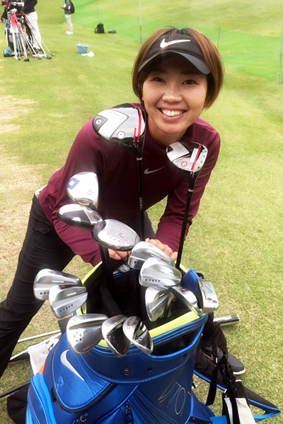 葭葉ルミが一目惚れで 即 実戦投入 オノフのやさしさ感じるマッスルバック ゴルフサプリ