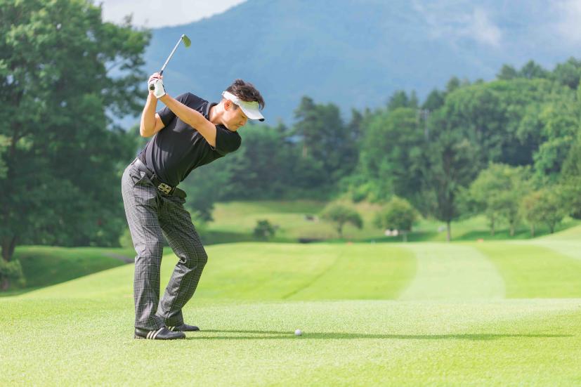 アイアン,打ち方,ダウンブロー