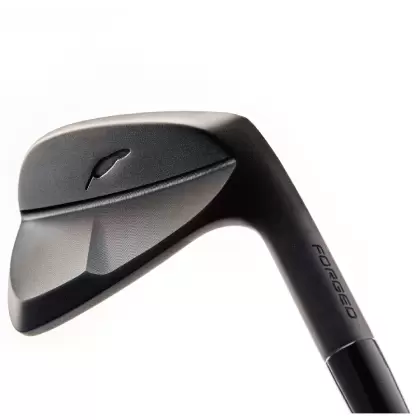 マットブラック仕上げ