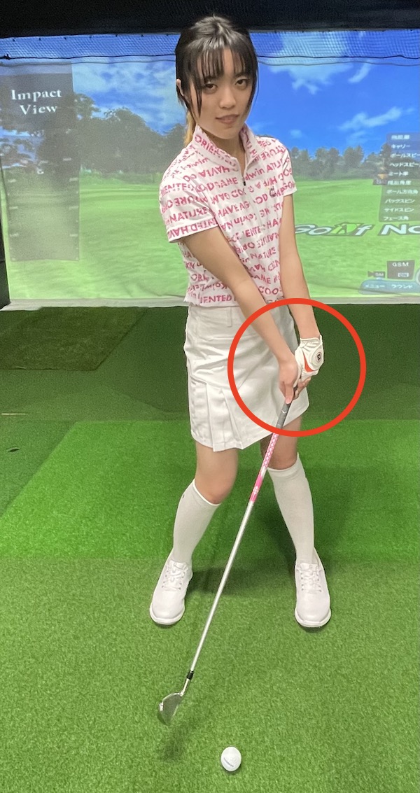 ゴルフ,ハンドファースト,スイング