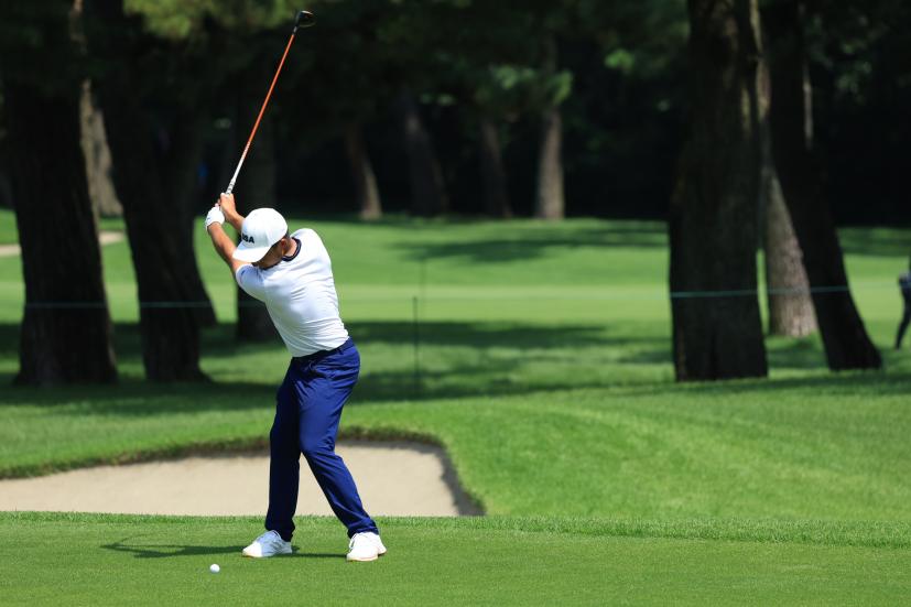 ザンダー・シャウフェレのフェアウェイウッド連続写真【2020東京五輪・R3】（2021年）