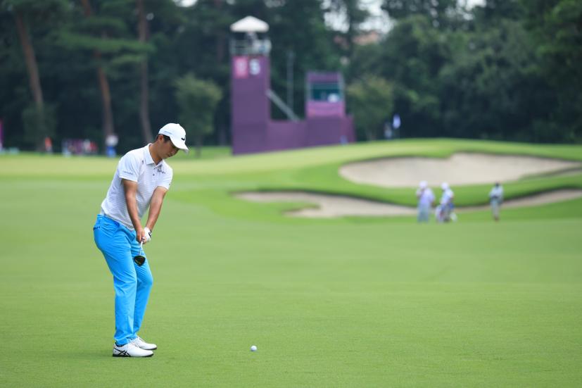 星野陸也のフェアウェイウッド後方連続写真【2020東京五輪・R2】（2021年）