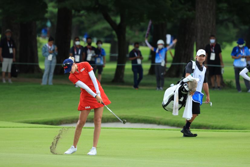 ネリー・コルダのアプローチショット連続写真【2020東京五輪・R4】（2021年）