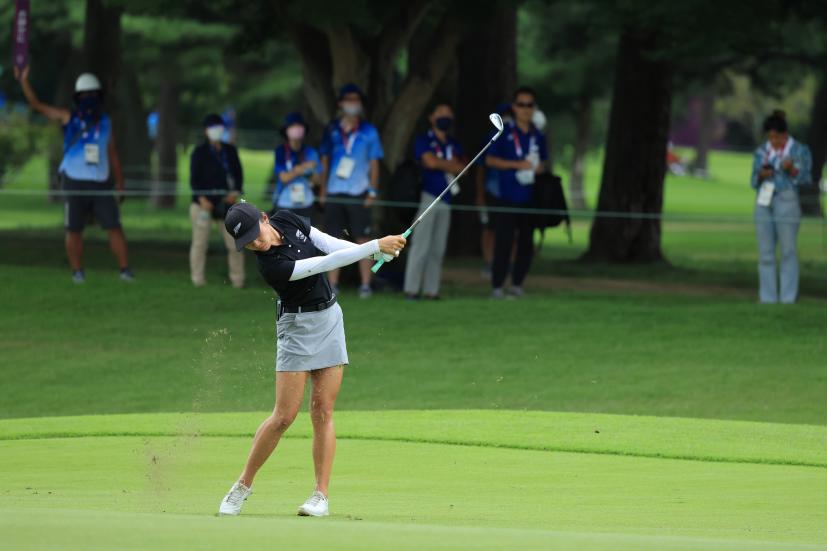 リディア・コのアプローチショット連続写真【2020東京五輪・R4】（2021年）