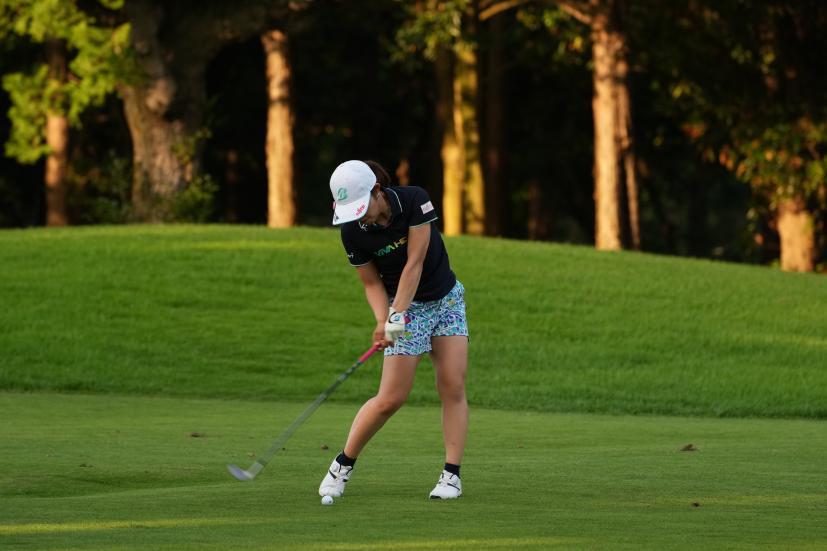 古江彩佳のアイアン連続写真【2021年アース・モンダミンカップ・R2】