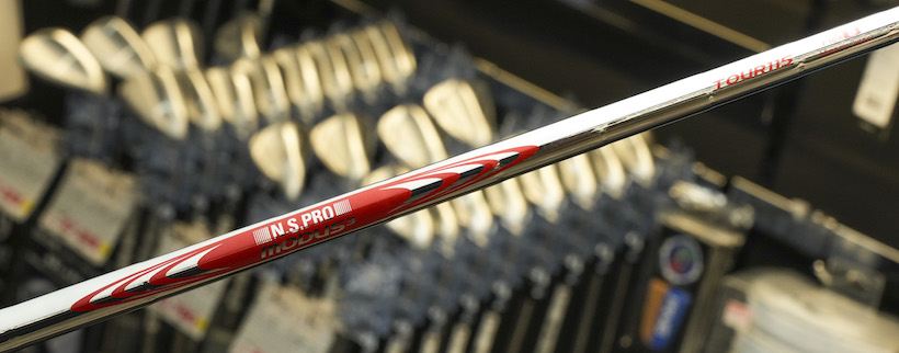 この先トレンドになりそうな中重量帯の『N.S.プ ロ モーダス³ ツアー 115』も選べる。