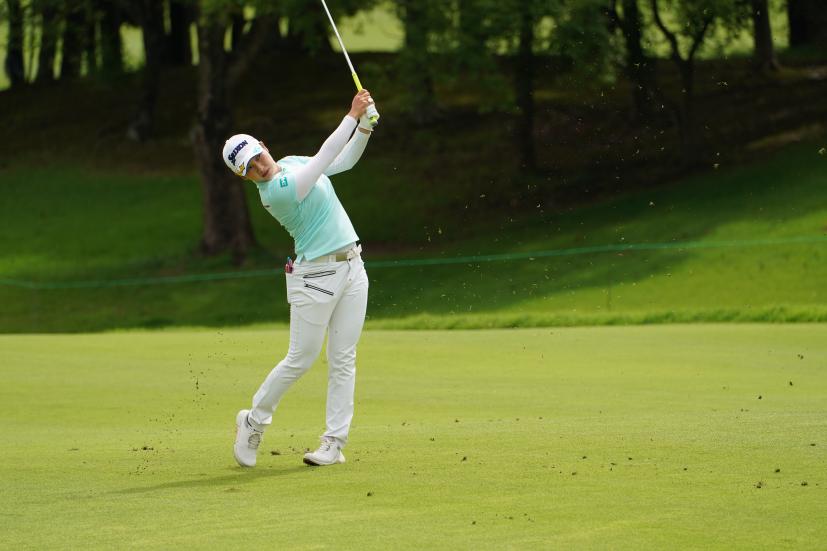 小祝さくらのウェッジショット連続写真【2021年アース・モンダミンカップ・R4】