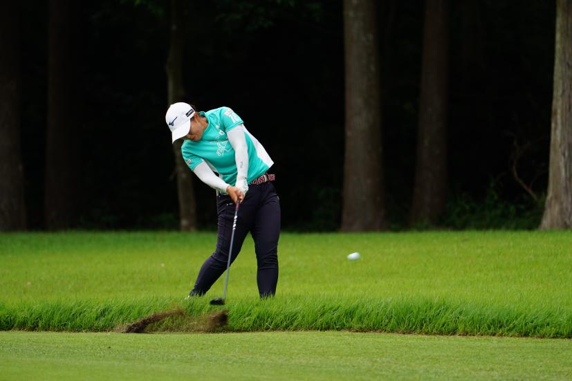 西郷真央のフェアウェイウッド連続写真【2021年アース・モンダミンカップ・R4】