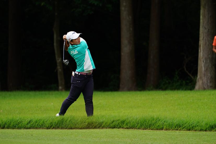 西郷真央のフェアウェイウッド連続写真【2021年アース・モンダミンカップ・R4】