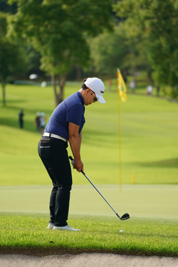 申ジエのアプローチ連続写真【2021年アース・モンダミンカップ・R4】