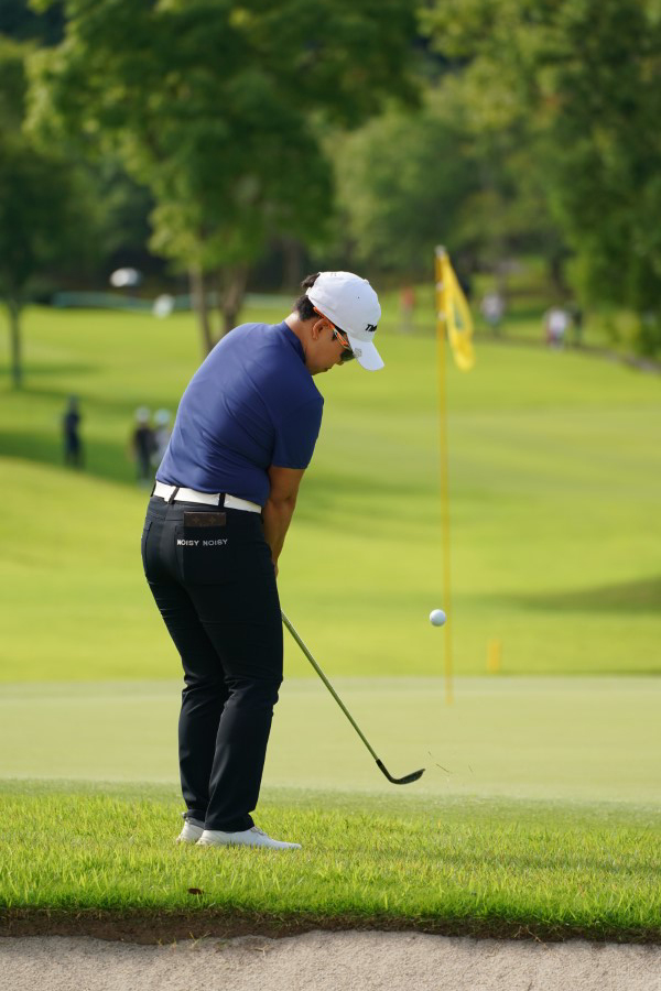 申ジエのアプローチ連続写真【2021年アース・モンダミンカップ・R4】