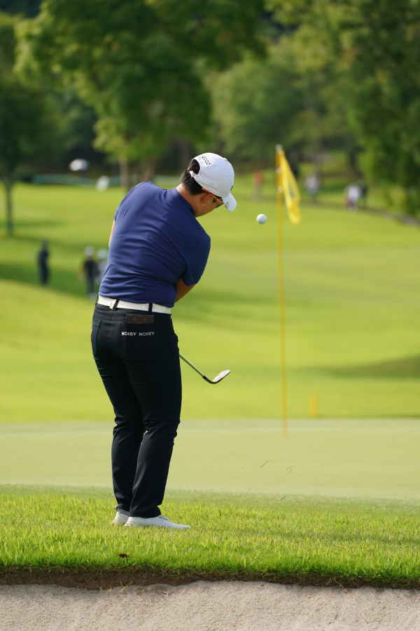 申ジエのアプローチ連続写真【2021年アース・モンダミンカップ・R4】