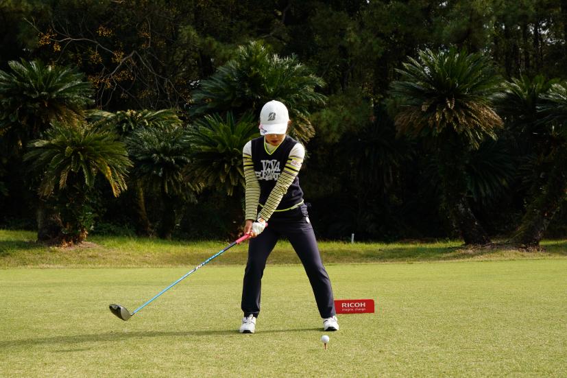 古江彩佳のドライバースイング連続写真【2021年JLPGAツアーチャンピオンシップリコーカップ】
