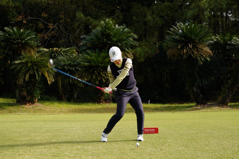 古江彩佳のドライバースイング連続写真【2021年JLPGAツアーチャンピオンシップリコーカップ】
