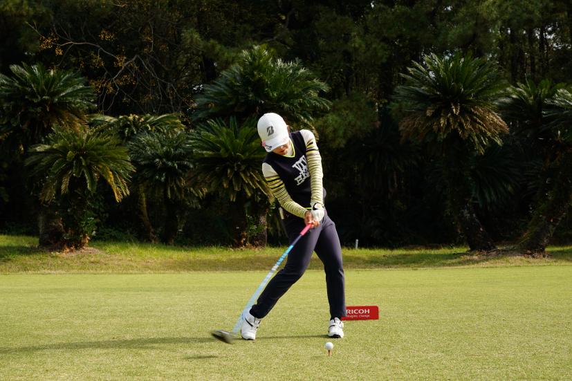 古江彩佳のドライバースイング連続写真【2021年JLPGAツアーチャンピオンシップリコーカップ】