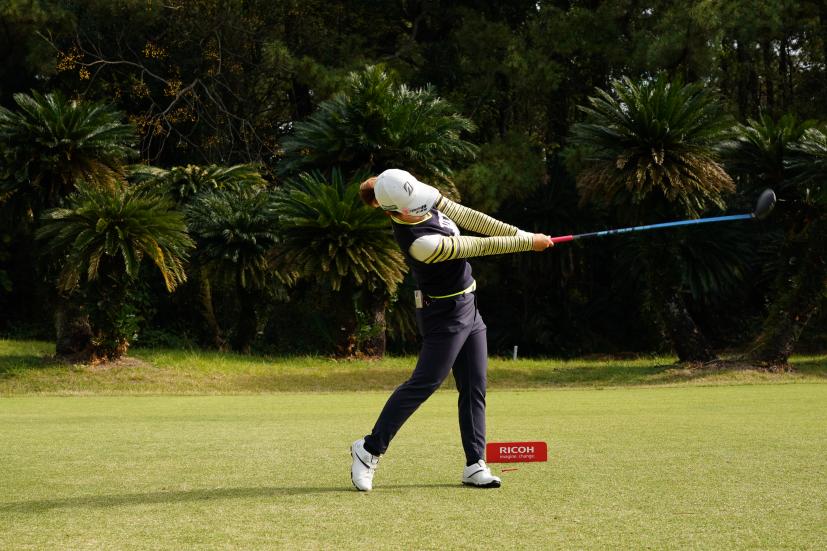 古江彩佳のドライバースイング連続写真【2021年JLPGAツアーチャンピオンシップリコーカップ】
