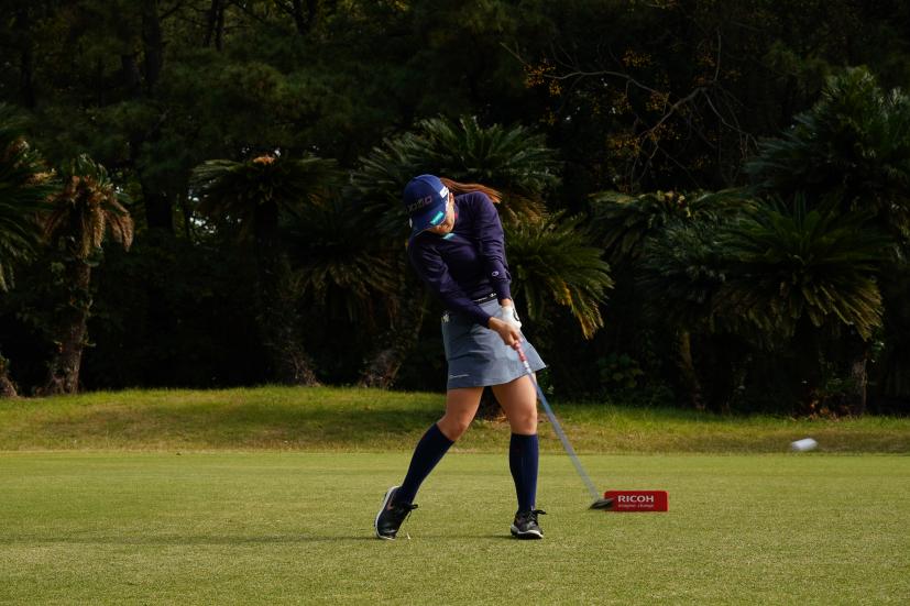 勝みなみのフェアウェイウッドスイング連続写真【2021年JLPGAツアーチャンピオンシップリコーカップ】