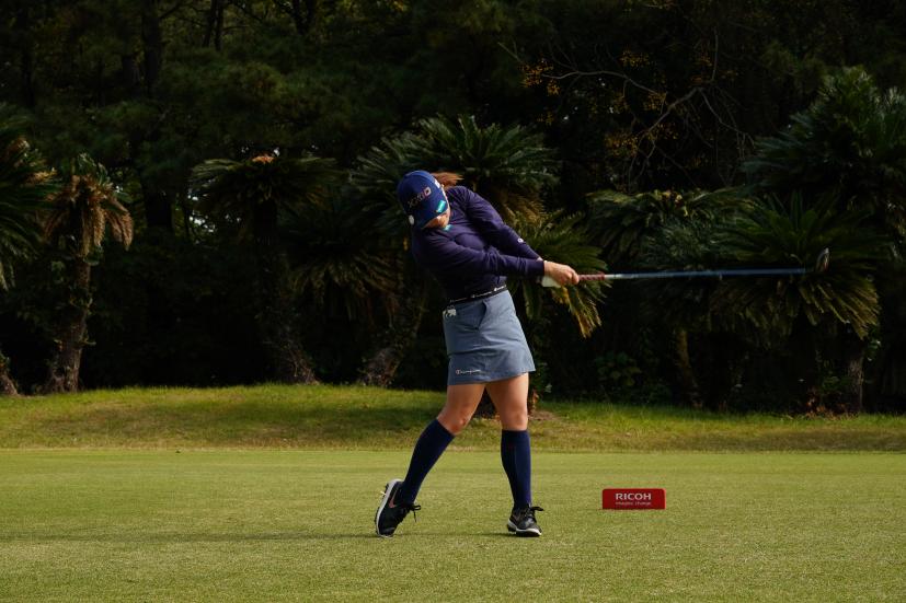 勝みなみのフェアウェイウッドスイング連続写真【2021年JLPGAツアーチャンピオンシップリコーカップ】