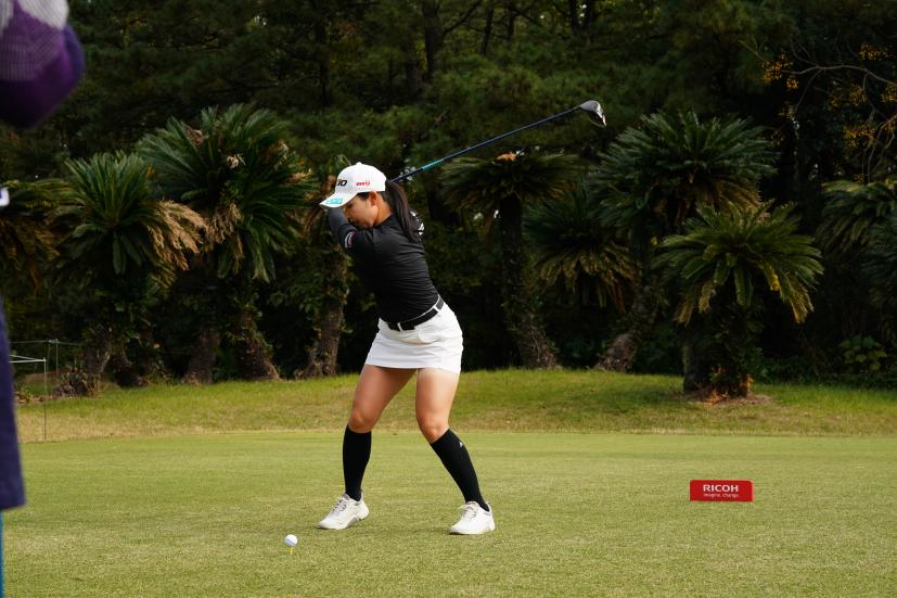 小祝さくらのドライバースイング連続写真【2021年JLPGAツアーチャンピオンシップリコーカップ】
