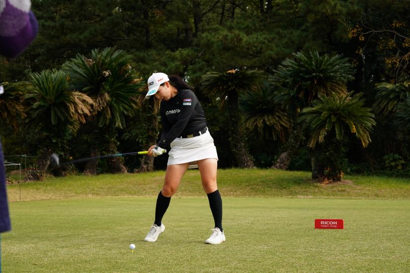 小祝さくらのドライバースイング連続写真【2021年JLPGAツアーチャンピオンシップリコーカップ】