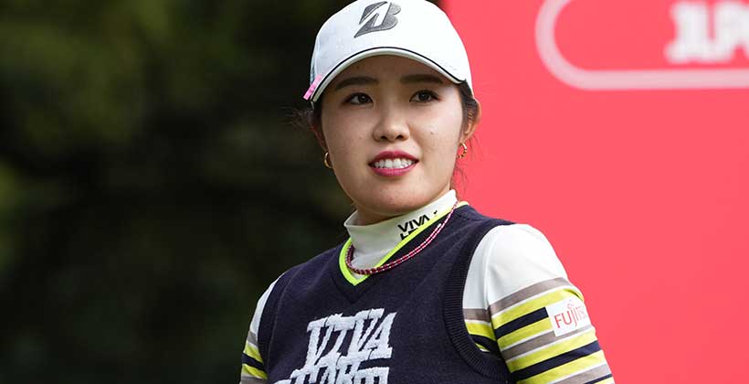 古江彩佳のアイアンスイング(ラフ)連続写真【2021年JLPGAツアーチャンピオンシップリコーカップ】