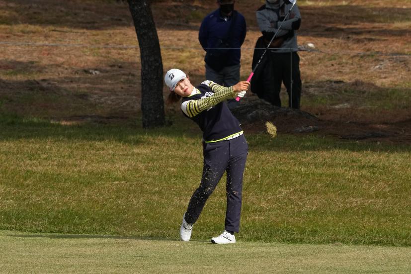 古江彩佳のウェッジスイング（フルスイング）連続写真【2021年JLPGAツアーチャンピオンシップリコーカップ】