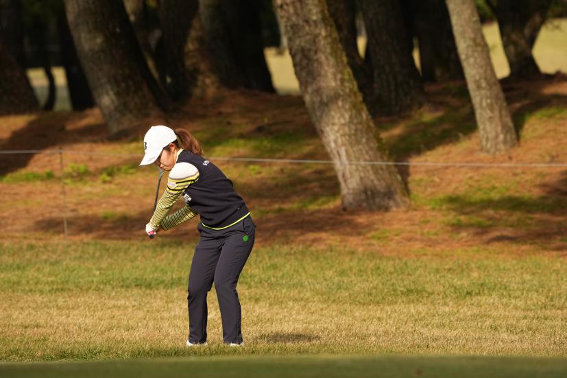 古江彩佳のウェッジスイング連続写真【2021年JLPGAツアーチャンピオンシップリコーカップ】    