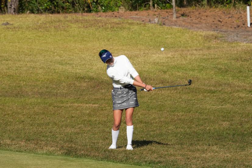 原英莉花のウェッジスイング（ラフ）連続写真【2021年JLPGAツアーチャンピオンシップリコーカップ】