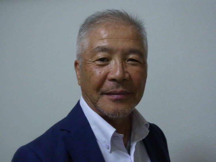 高橋健二/ノンフィクションライター。