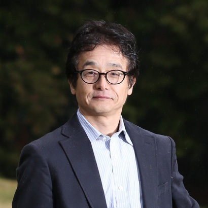 小関洋一