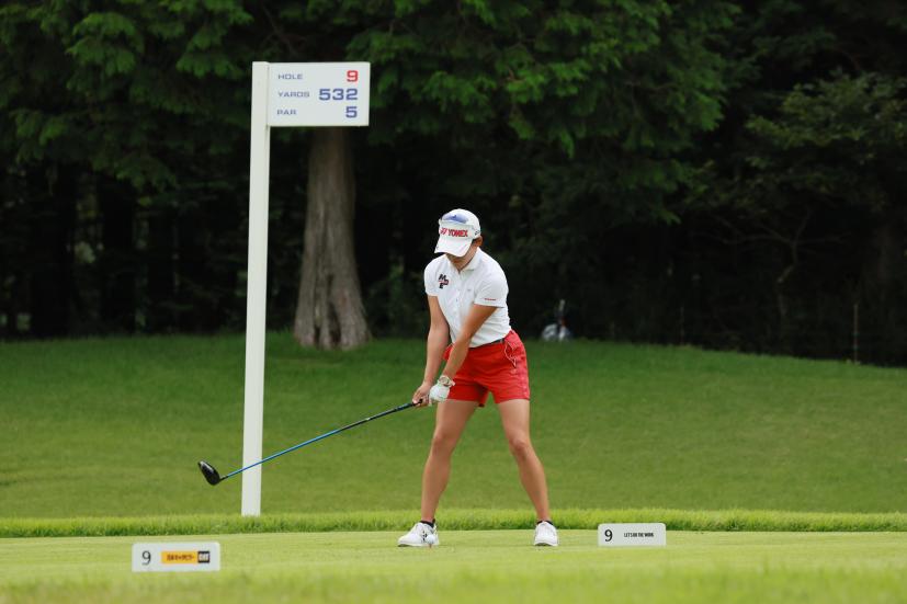 岩井千怜のドライバースイング（正面）連続写真【CATレディス2022】