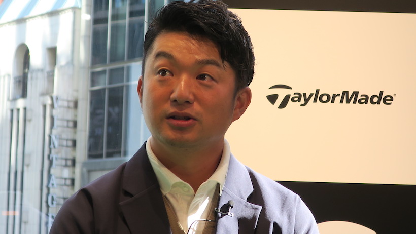 永峰咲希のコーチも務める目澤氏。データを元に技術面とギア面でサポートしている。