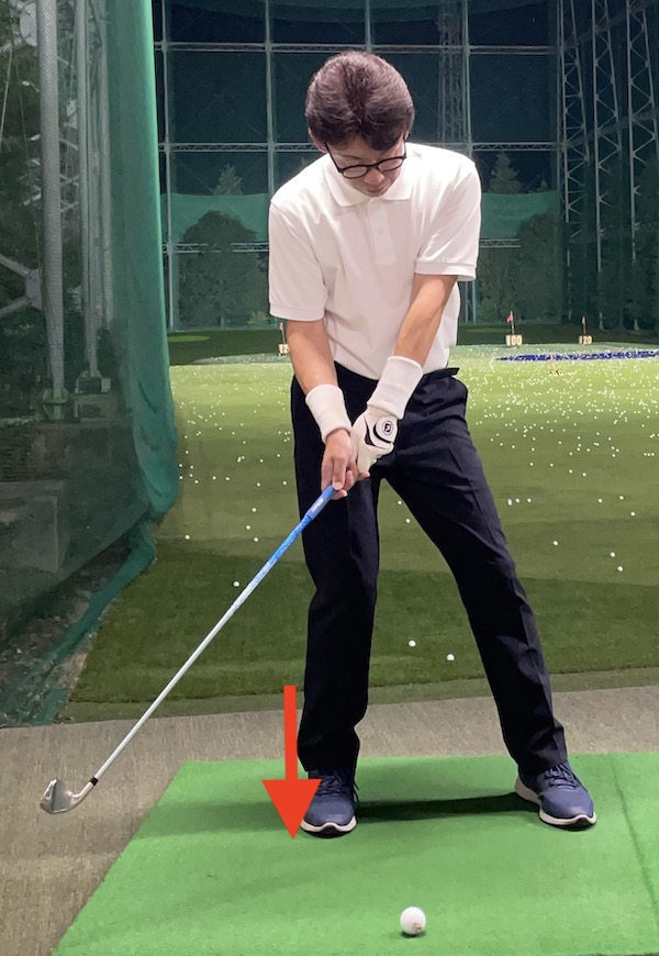 ゴルフ,スイング,体重移動