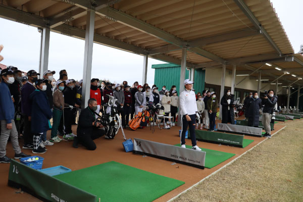 笹生プロによるゴルフレッスン