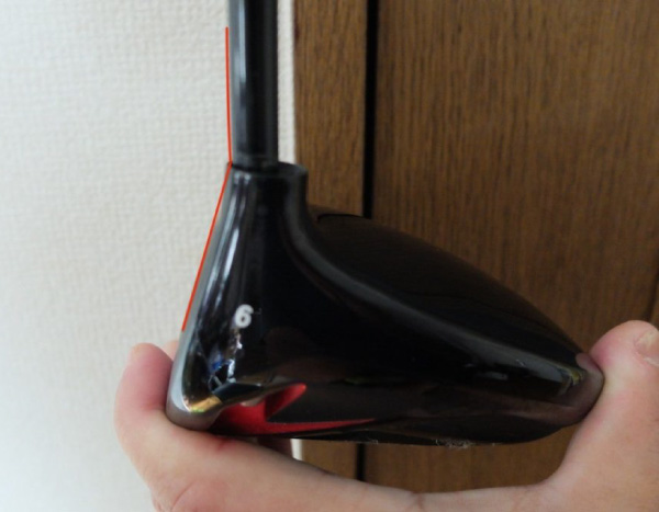 可変ロフトで言う”Higher”　左からシャフトが入った状態。ロフトが増える。