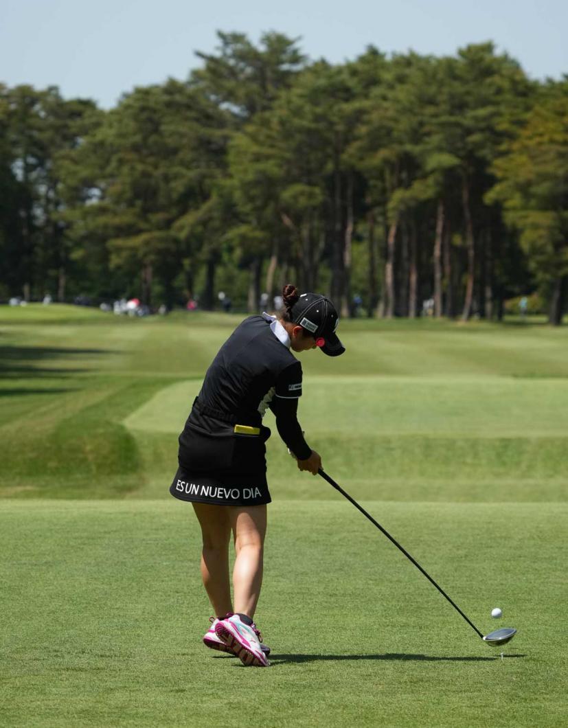 川﨑春花のドライバースイング