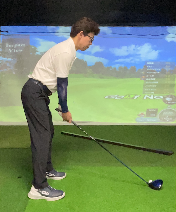 ゴルフ,アドレス,手首の角度