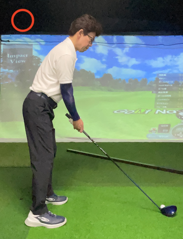 ゴルフ,アドレス,膝の曲げ具合