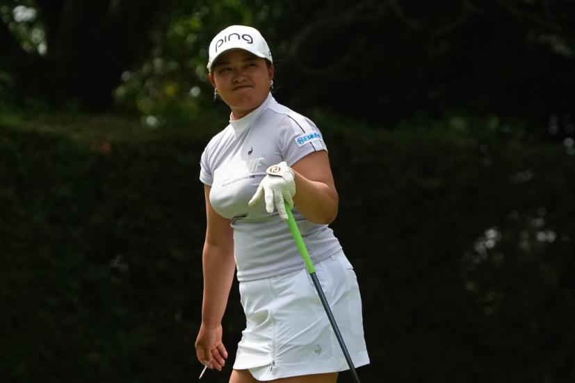 鈴木愛のドライバースイング