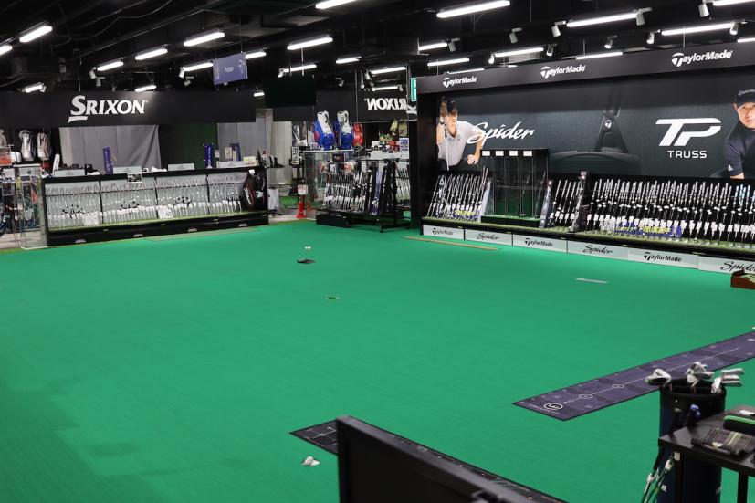 最長15mのパッティングも可能なTHE“BIG GREEN”