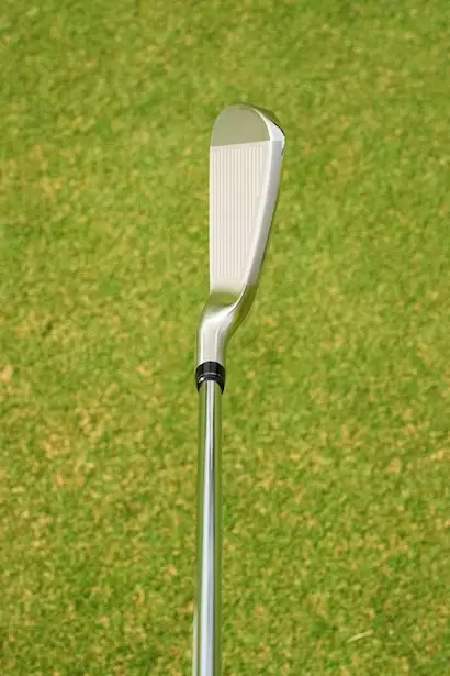 ゼクシオ13アイアン