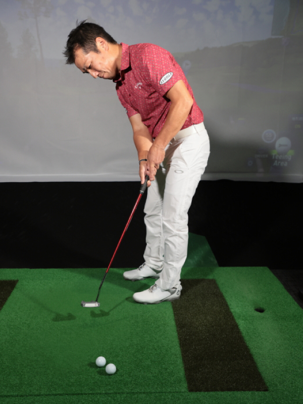 井上靖のパット練習