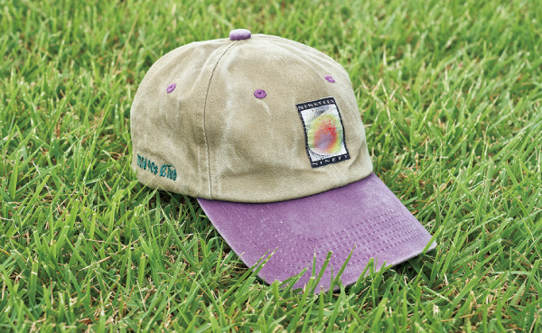 Loom19とMid 90s Clubの限定コラボキャップ