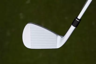 X フォージド スター アイアン