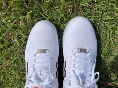 石川遼が愛用する稲見萌寧モデル!! ニューバランス「FuelCell