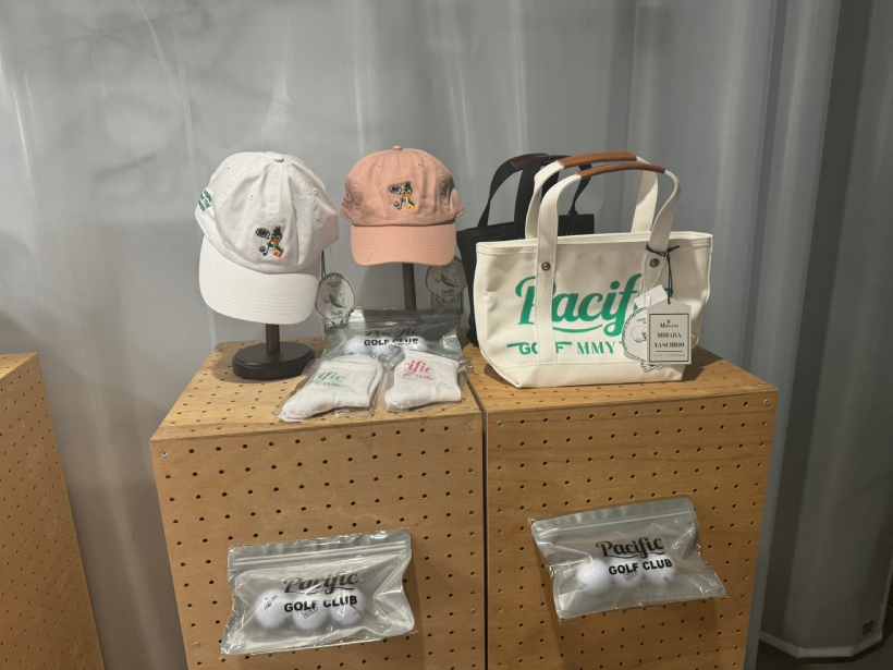 ゴルフウェア,ゴルフアイテム