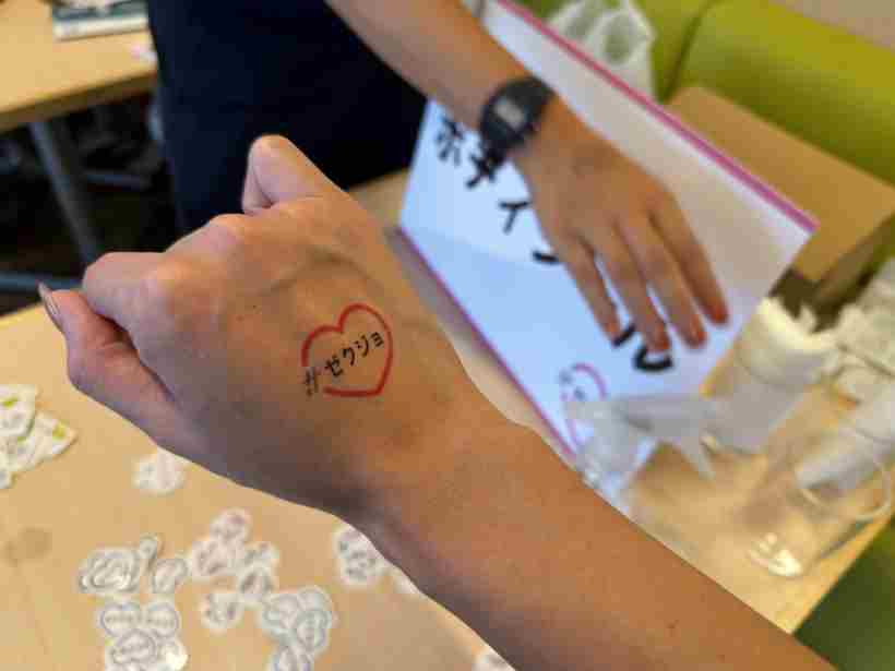 レディースゴルファー,ゼクシオ,練習場