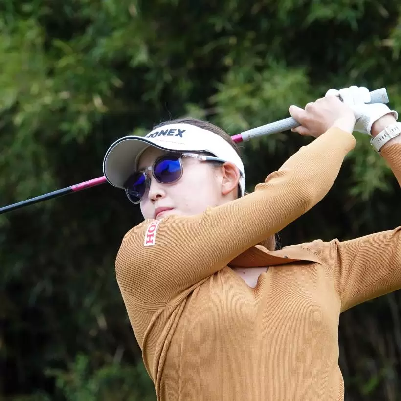 岩井姉妹,女子プロゴルファー,サングラス,ゴルフアイテム