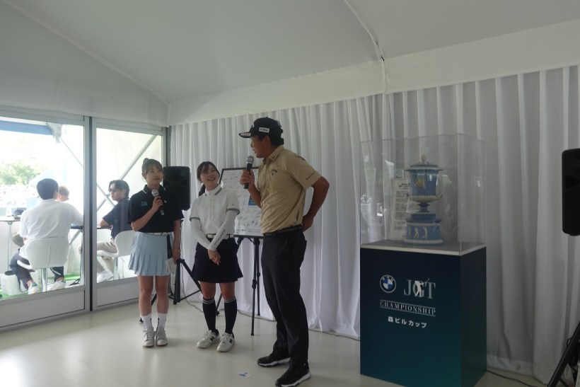 BMW,ゴルフトーナメント,トーナメント取材,ツアー選手権,ラウンジ