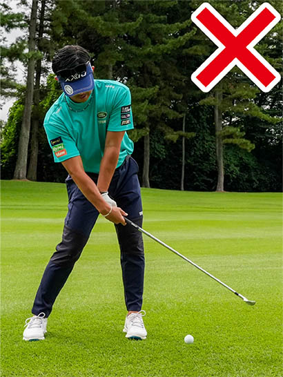 ボールを飛ばせないなら正しいハンドファーストインパクトが作れていない証拠。